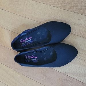 Skechers memory foam flats